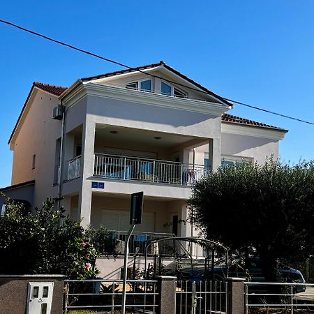 Apartments Villa Lili Умаг Екстер'єр фото
