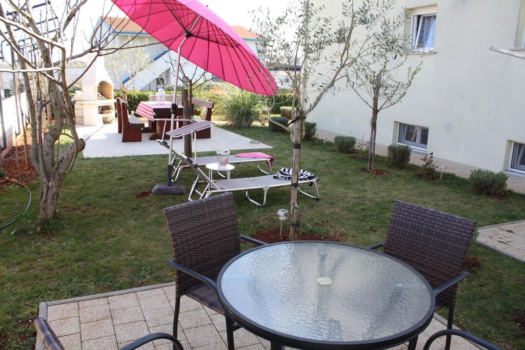 Apartments Villa Lili Умаг Екстер'єр фото